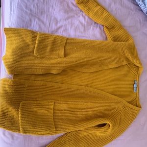 yellow/orange cardigan